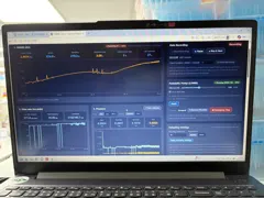 The dashboard at 53 hours: OD600 and pressure